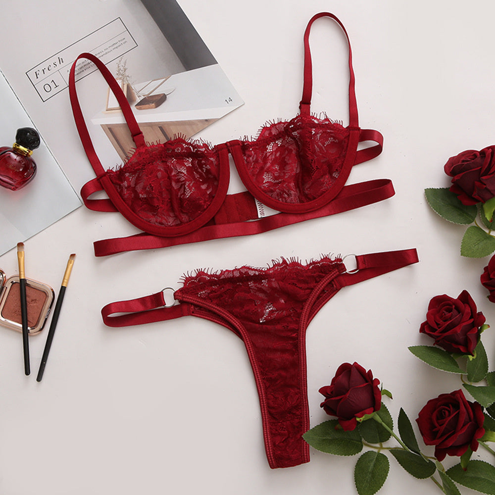 Sexy three-point erotic lingerie with steel ring split style seductive perspective